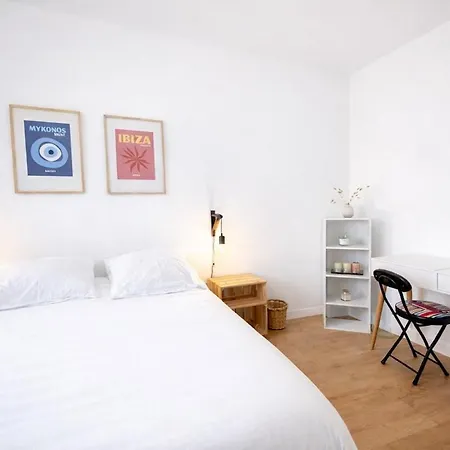 Charming Sunny House In