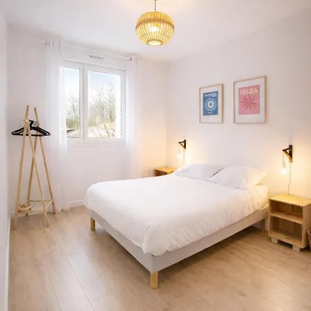 Charming Sunny House In بيت للعطل